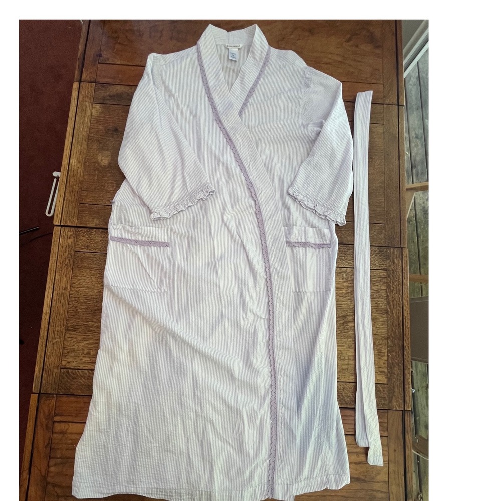Cuddledown 100% cotton seersucker lavender lace robe XL feminine cottagecore